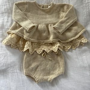 NWOT Rylee + Cru delicate knit cream sweater and bloomers set size 12-18m